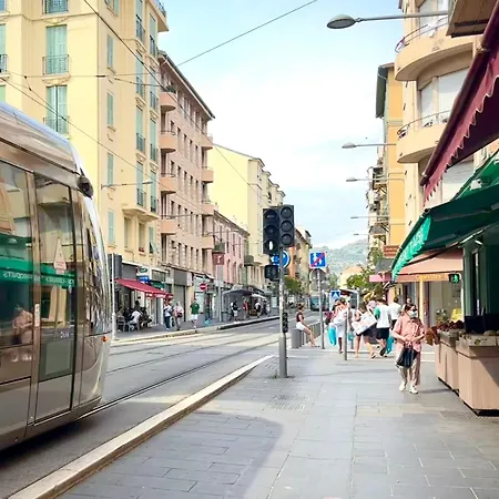 Tramway, Au Calme Sur Rue Piétonne Proche Garibaldi Et Vieux-nice Appartement Nice